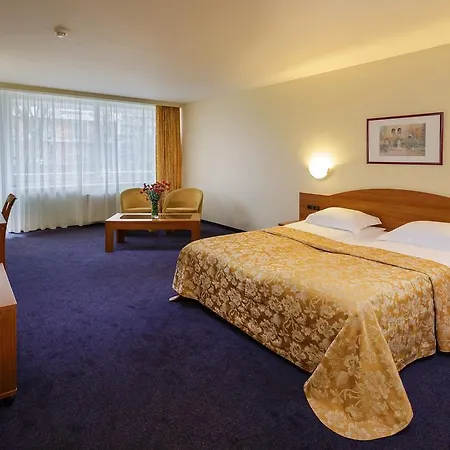 Alka 3* パランガ