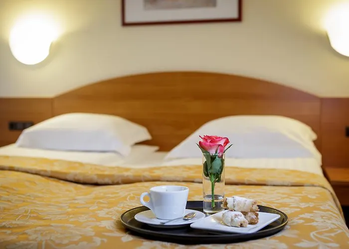 Alka 3* פלאנגה